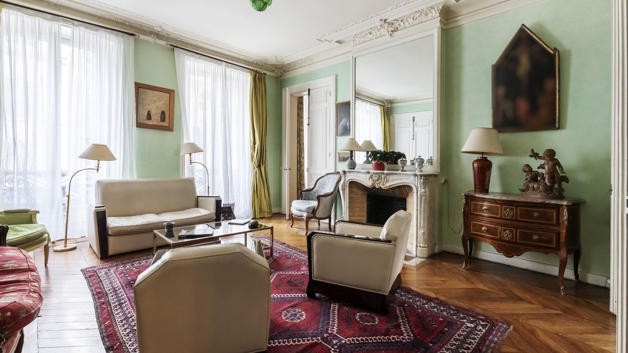 Photo of Livingroom in Chaillot