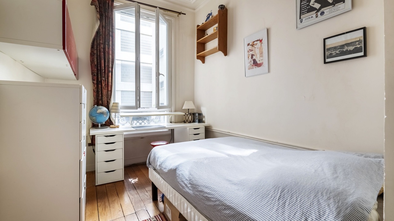 Photo of Bedroom in Chaillot