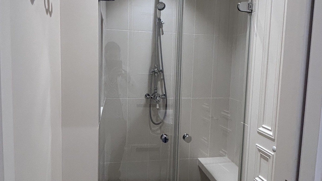 Photo of Bathroom in Quartier des Invalides