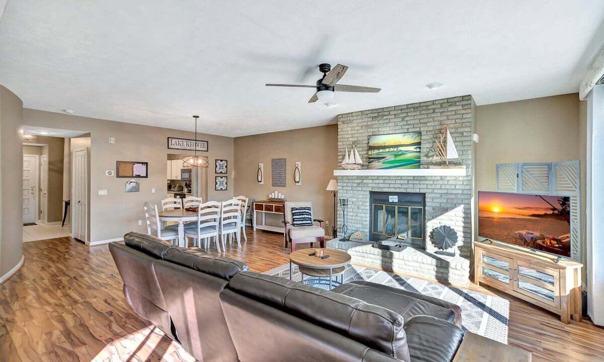 Photo of Livingroom in Salem