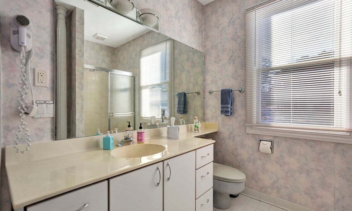 Photo of Bathroom in Salem