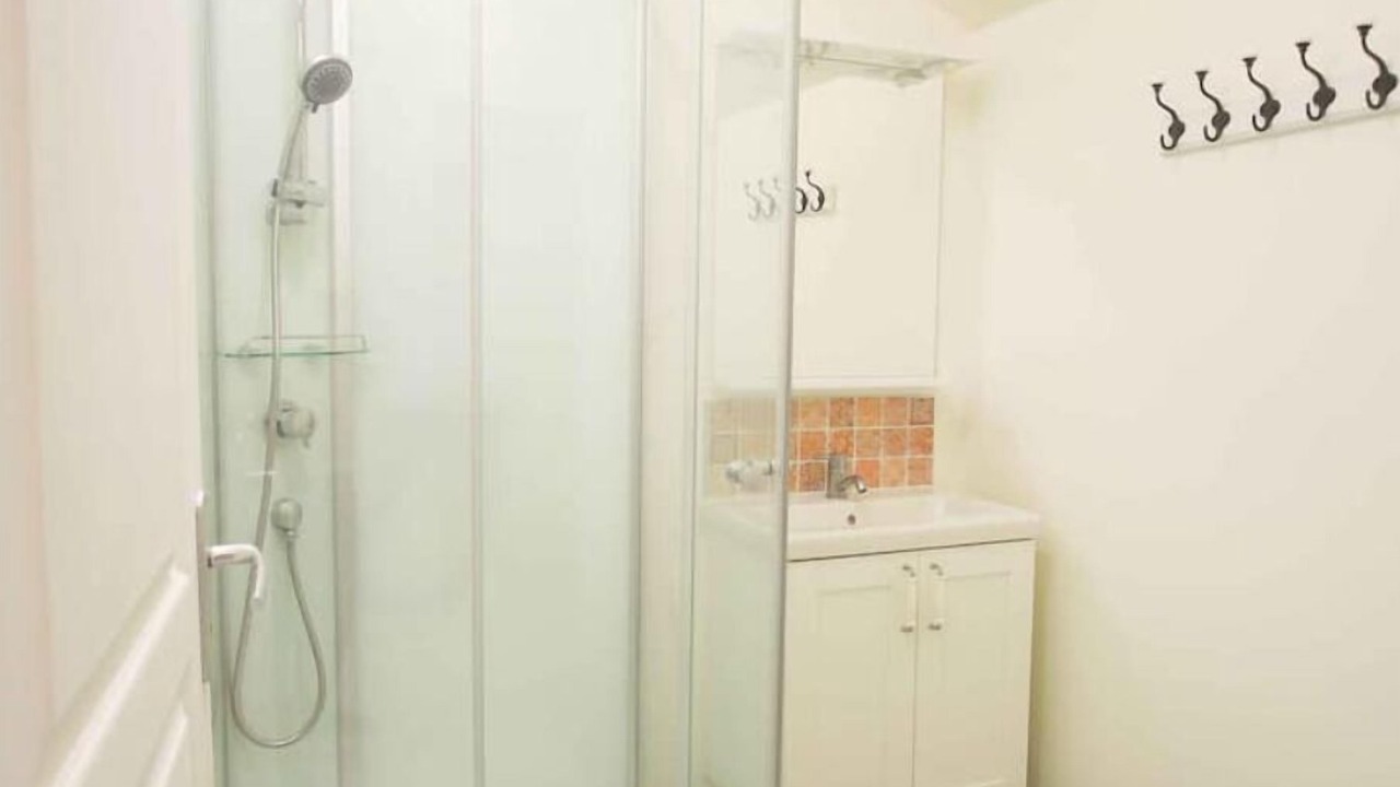 Photo of Bathroom in Chelun