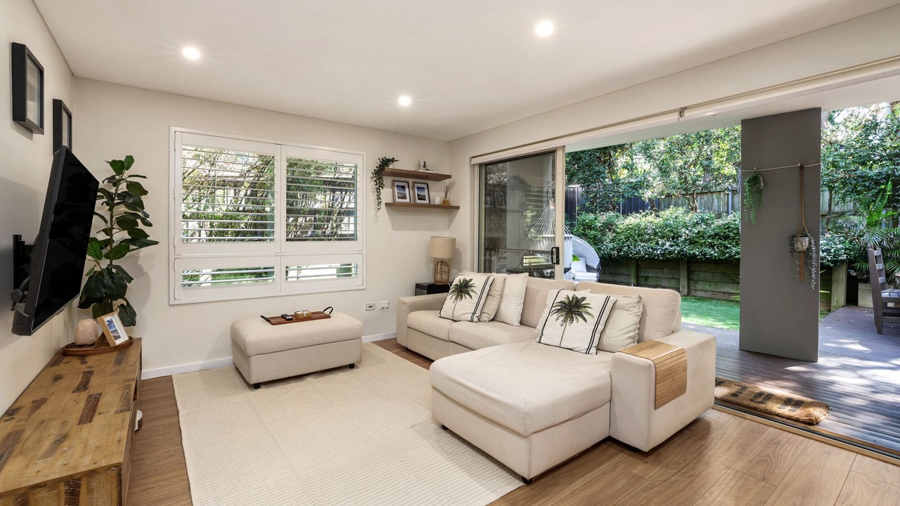 Photo of Livingroom in Dee Why