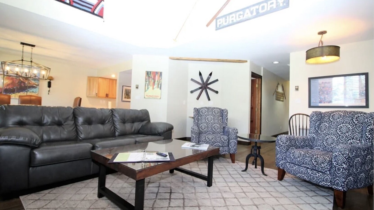 Photo of Livingroom in Purgatory