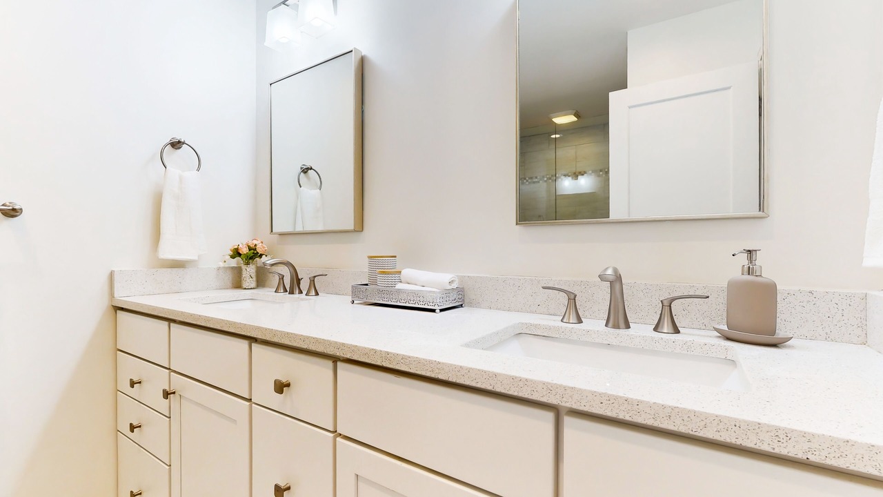 Photo of Bathroom in Loring Heights