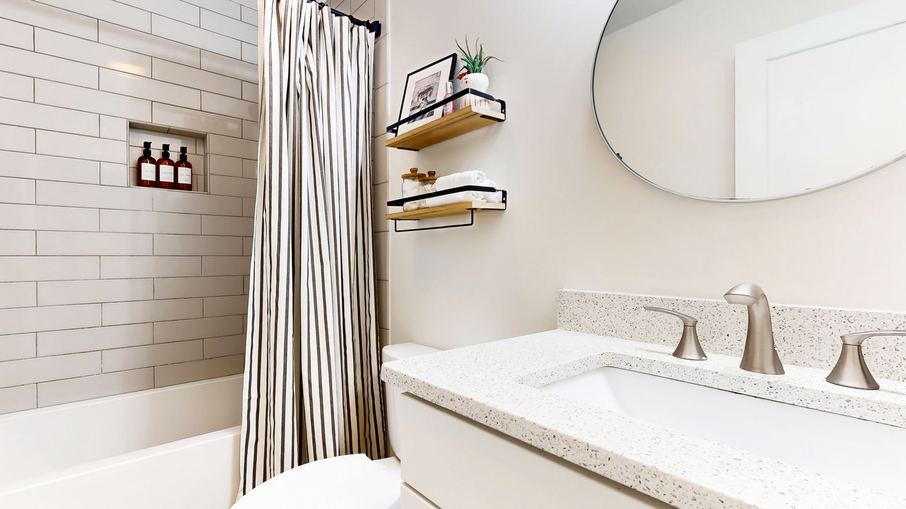 Photo of Bathroom in Loring Heights
