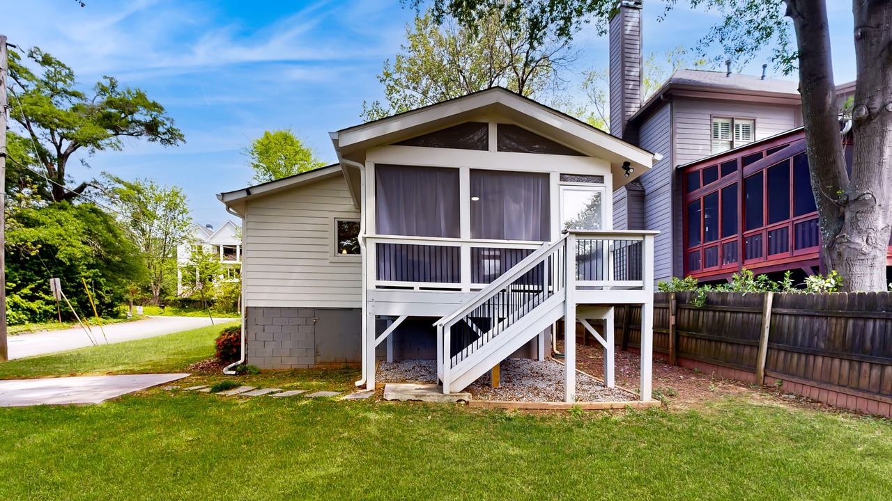 Photo of Outdoor in Loring Heights