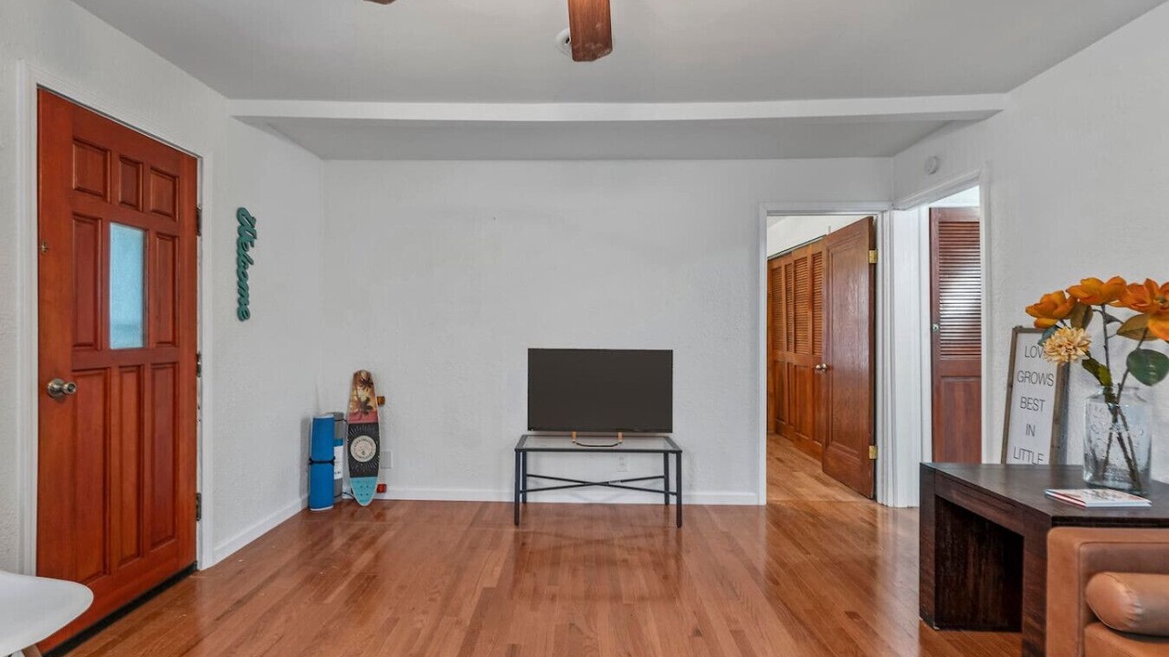 Photo of Others in Imperial