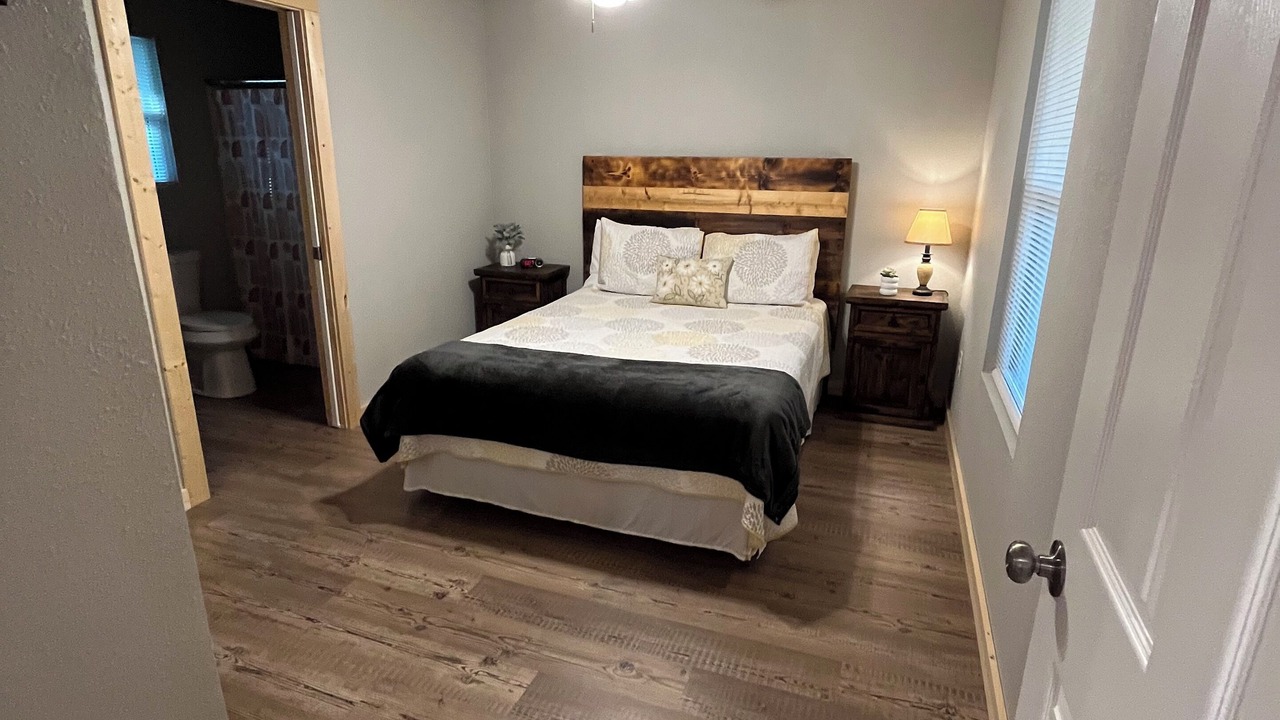 Photo of Bedroom in Powderly