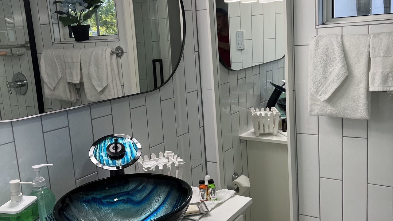 Photo of Bathroom in Roosevelt Park