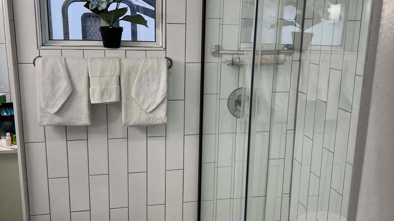 Photo of Bathroom in Roosevelt Park