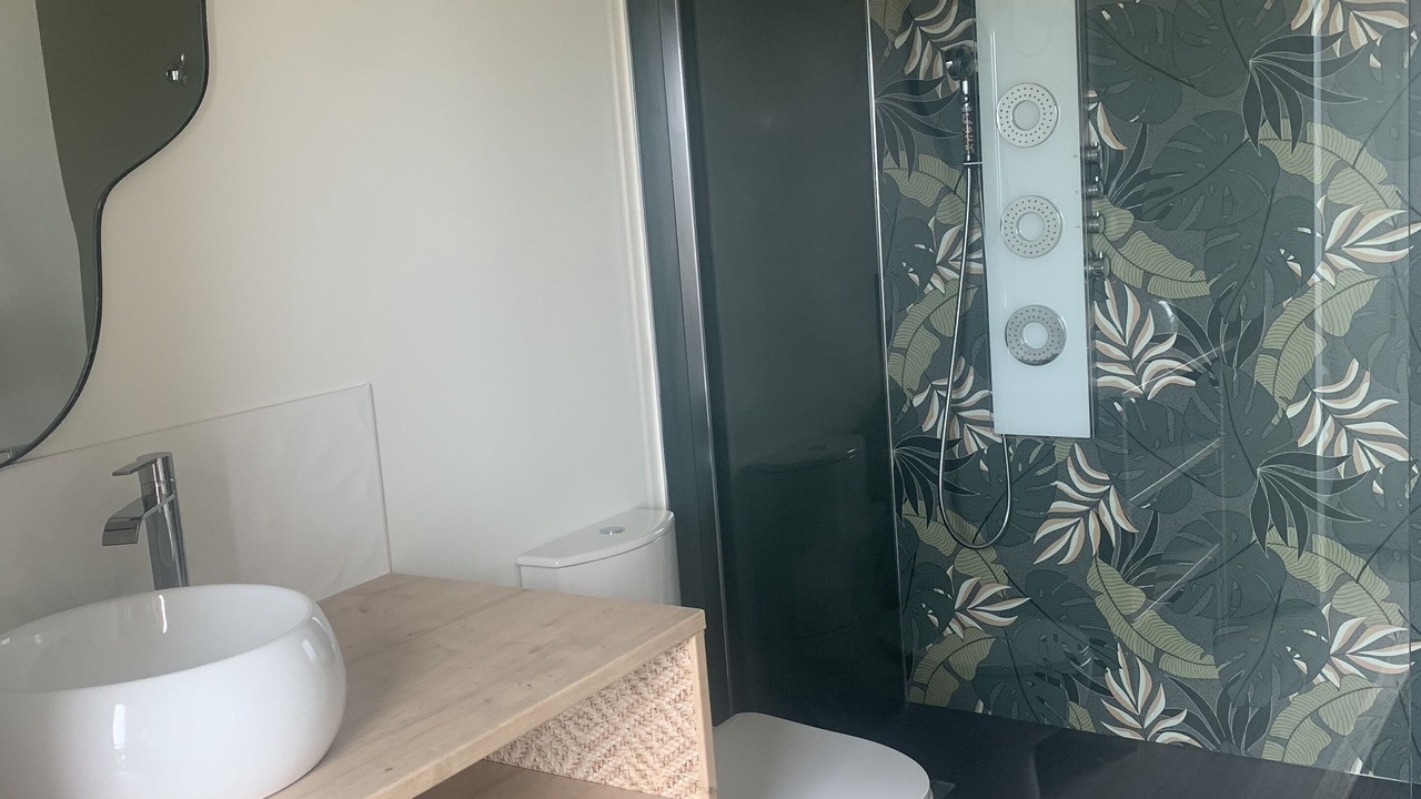 Photo of Bathroom in Colombelles
