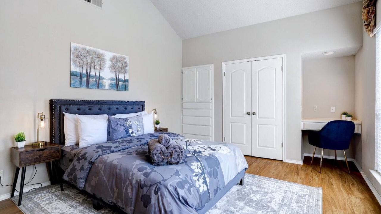 Photo of Bedroom in Riverbend of Camino Real