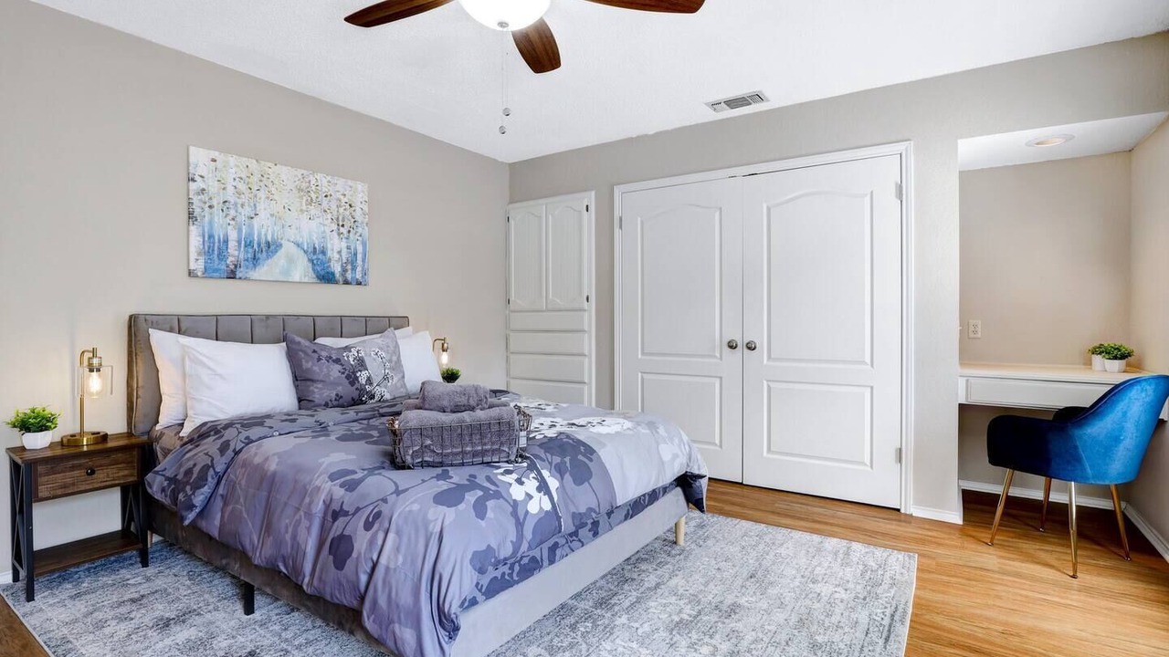 Photo of Bedroom in Riverbend of Camino Real