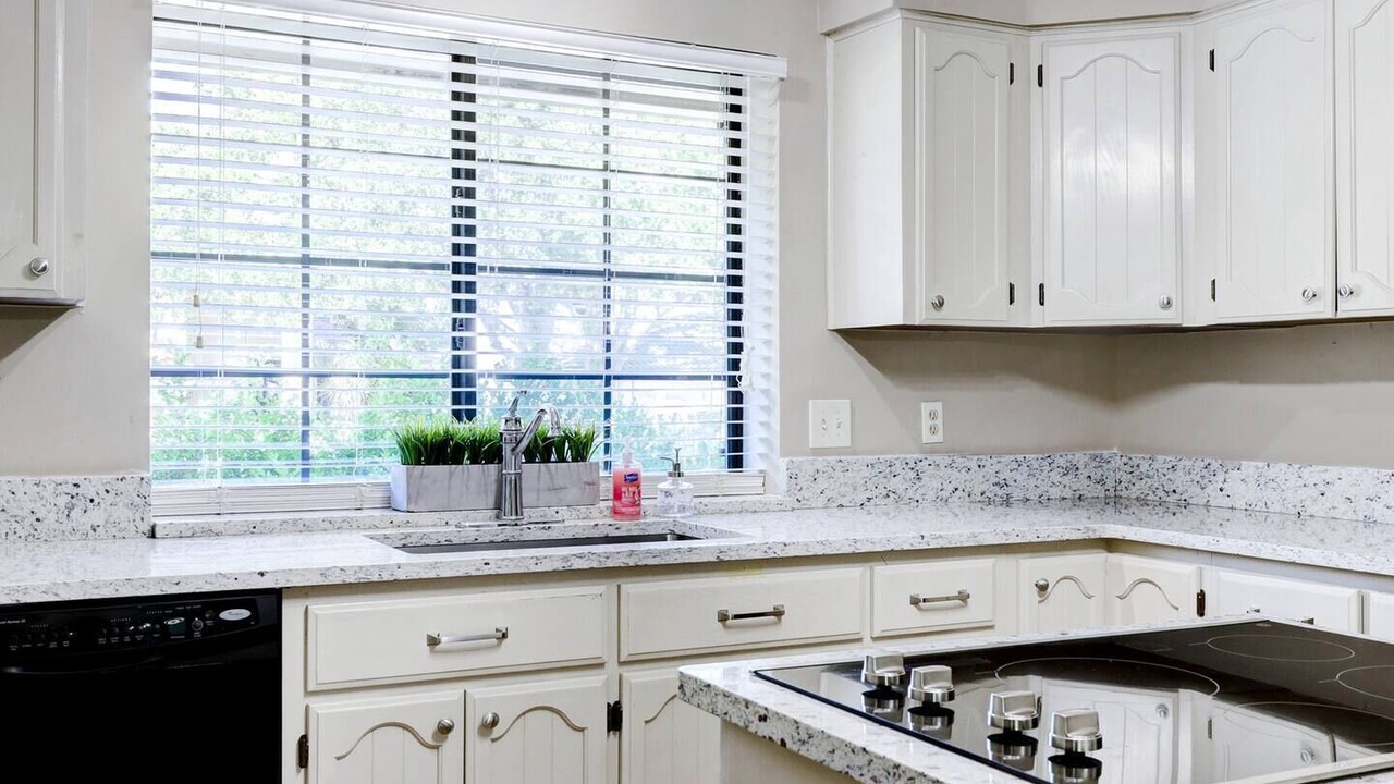 Photo of Kitchen in Riverbend of Camino Real