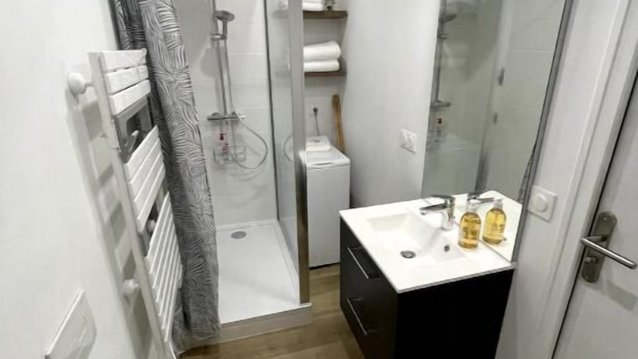 Photo of Bathroom in Chartres