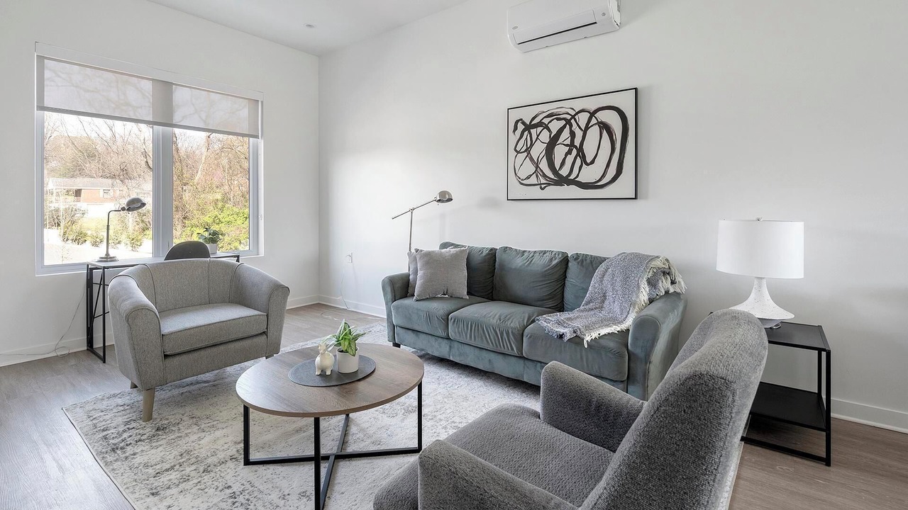 Photo of Livingroom in Donelson