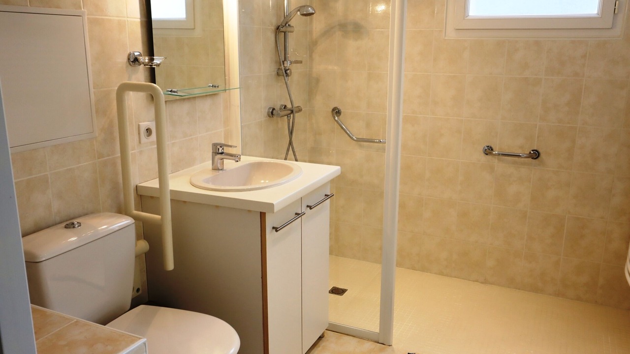 Photo of Bathroom in Nerac