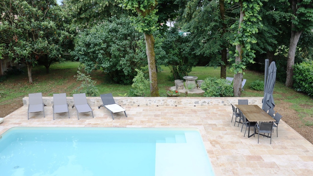 Photo of Outdoor in Nerac