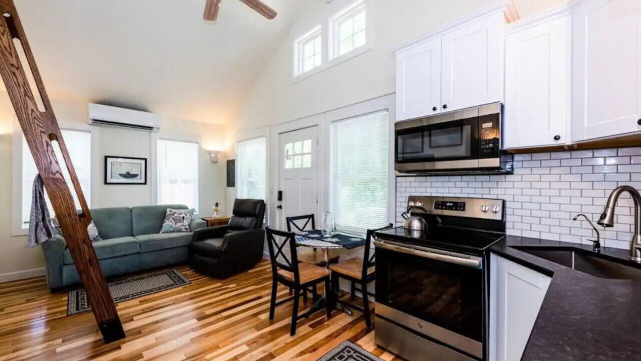 Photo of Bedroom in Paw Paw Lake