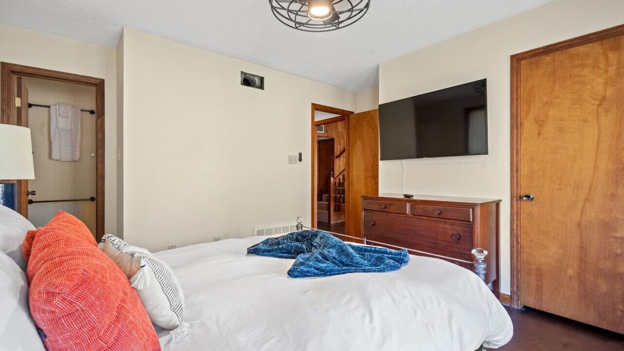 Photo of Bedroom in Jones Mills