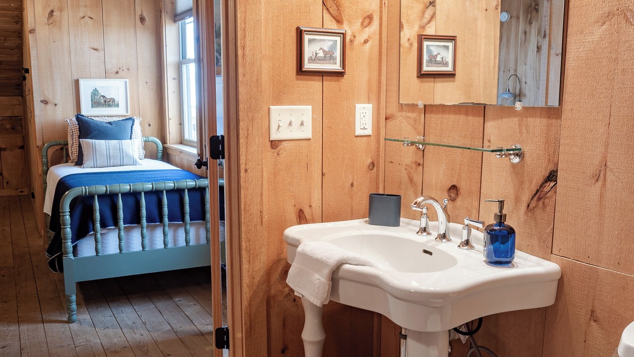 Photo of Bedroom in Telford