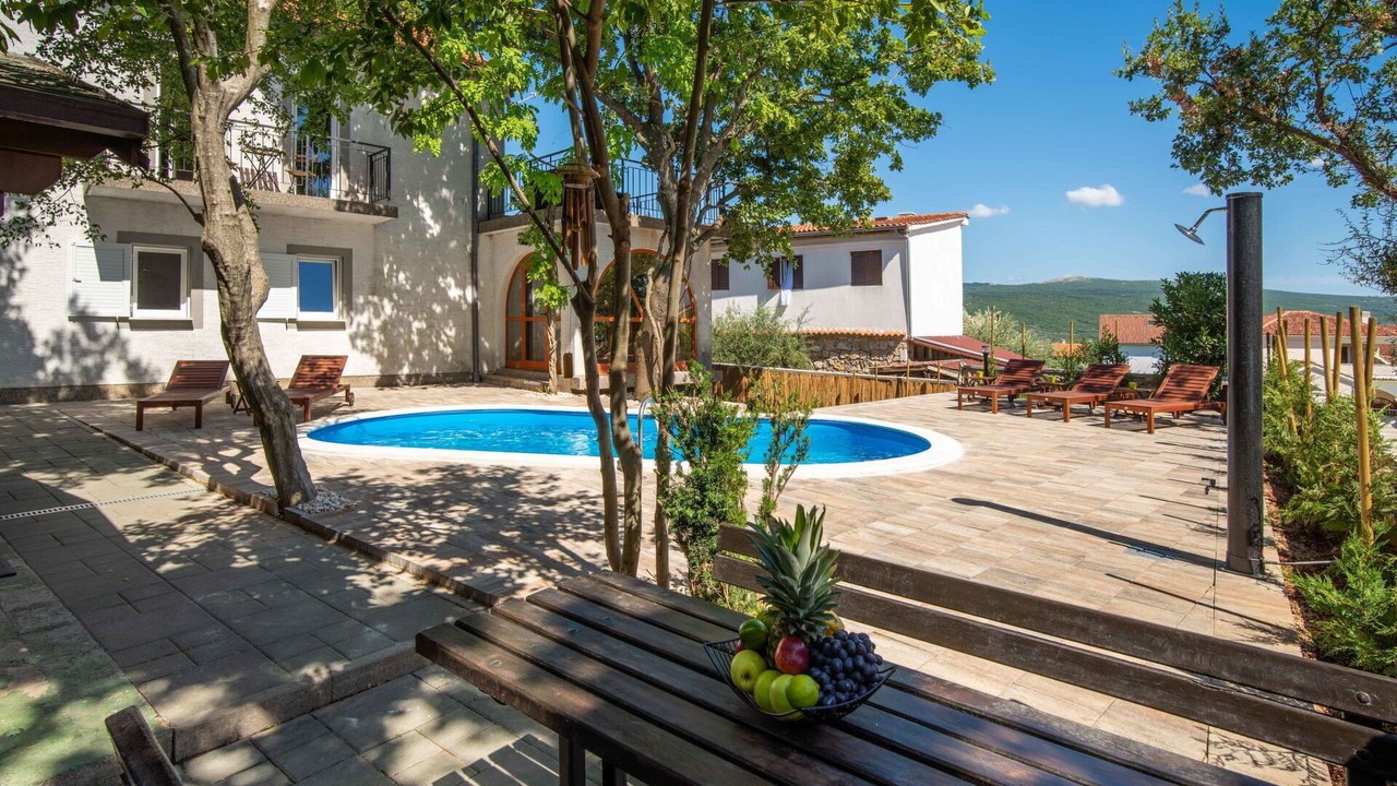 Photo of Outdoor in Kornic
