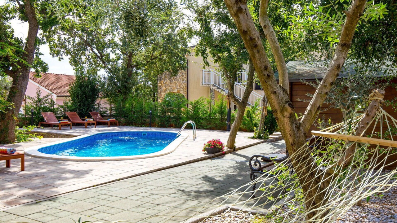 Photo of Outdoor in Kornic