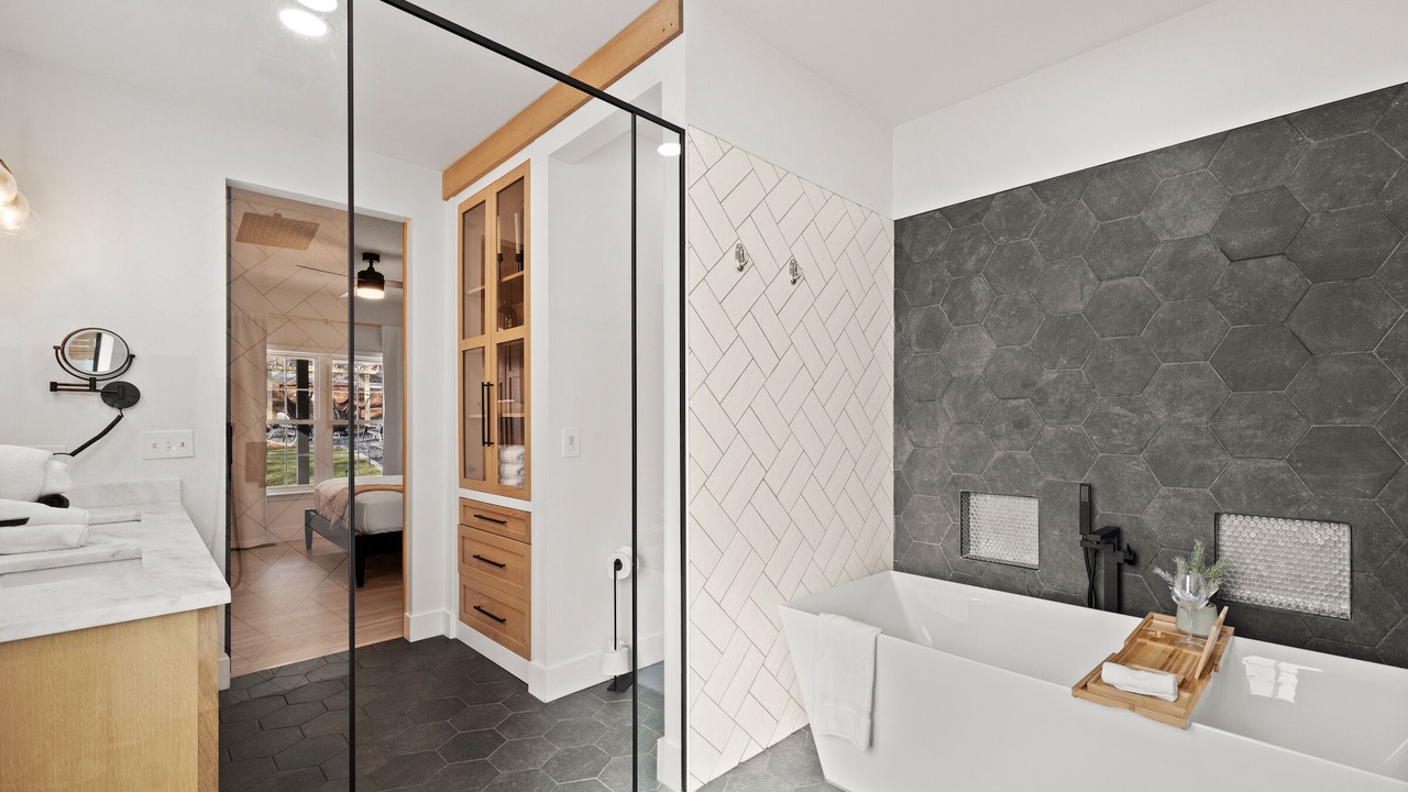 Photo of Bathroom in Dahlonega