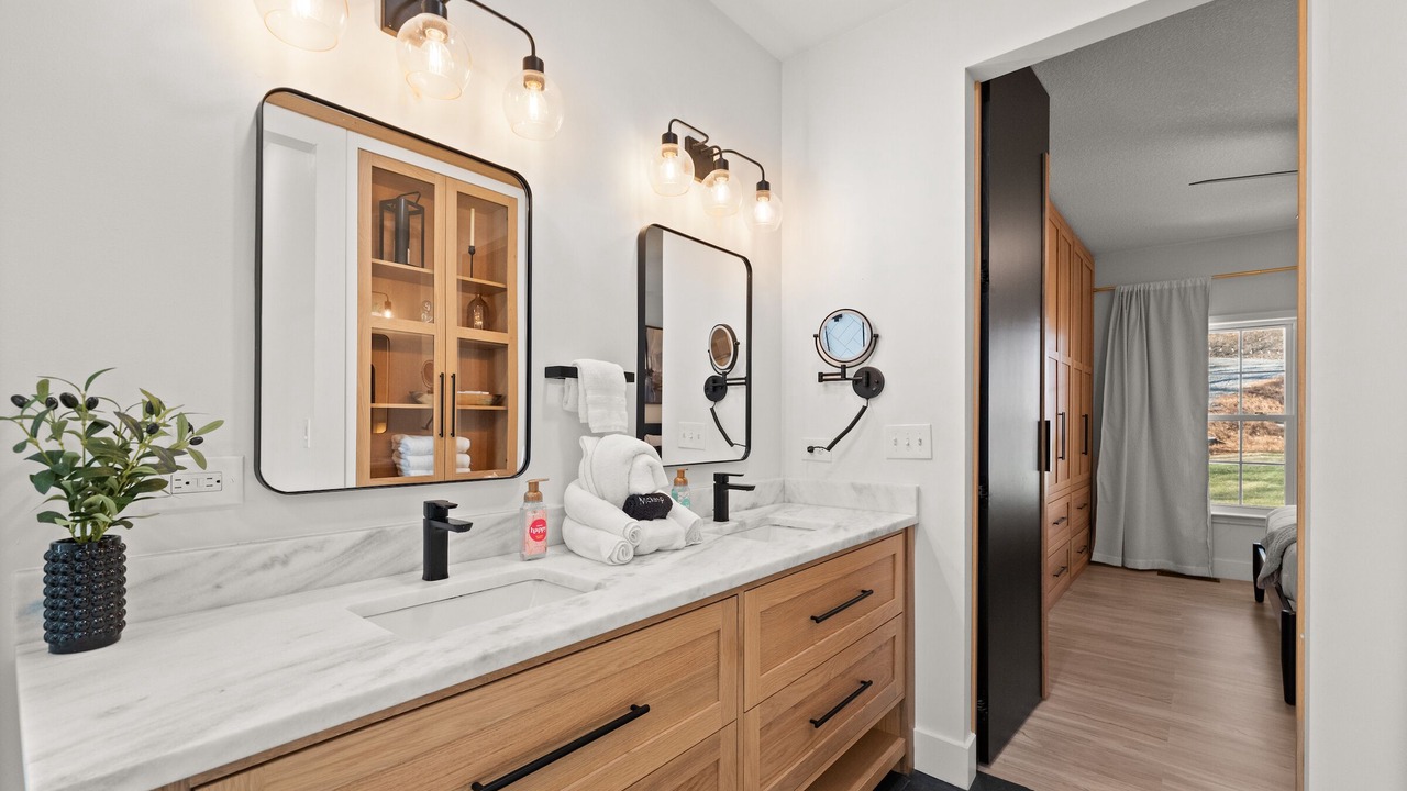 Photo of Bathroom in Dahlonega