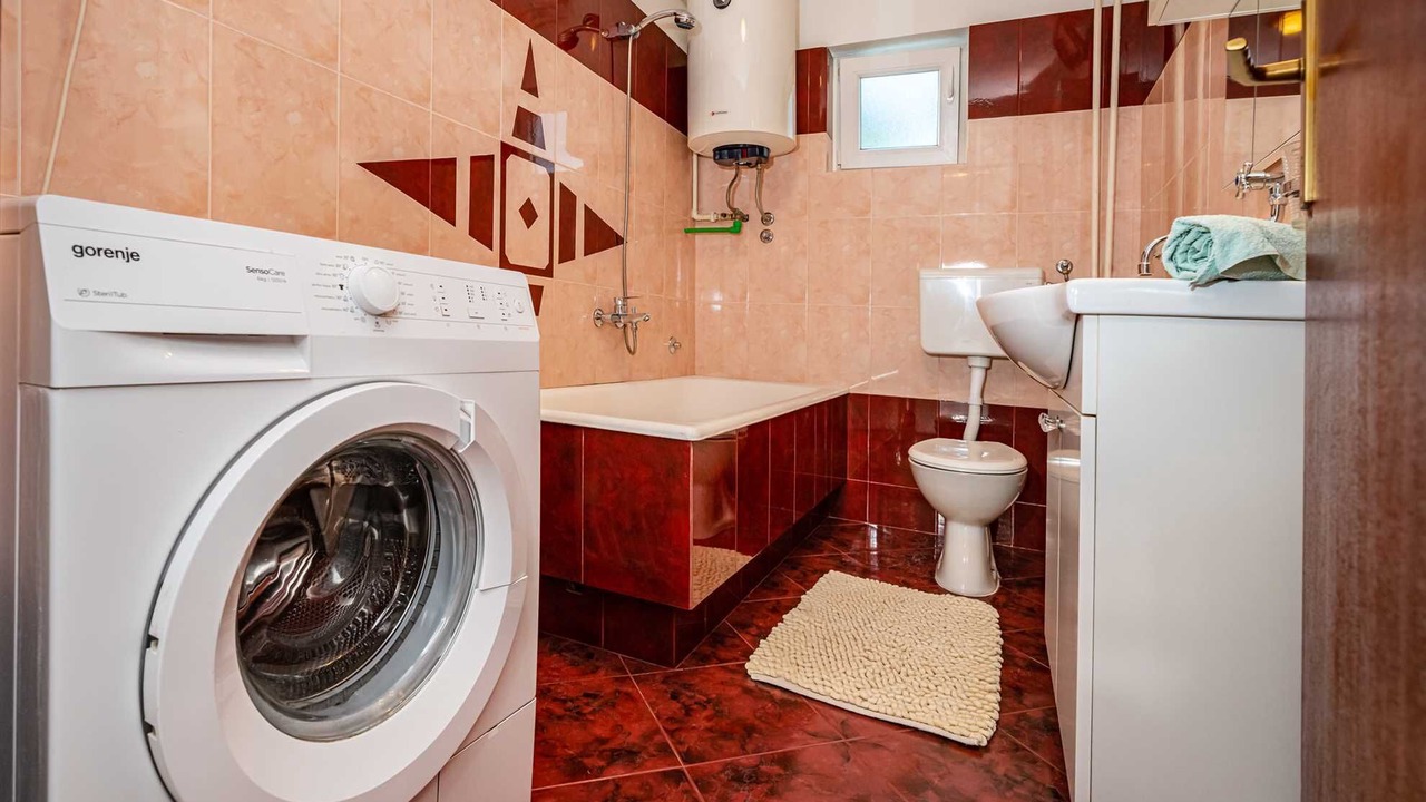 Photo of Bathroom in Suhovare