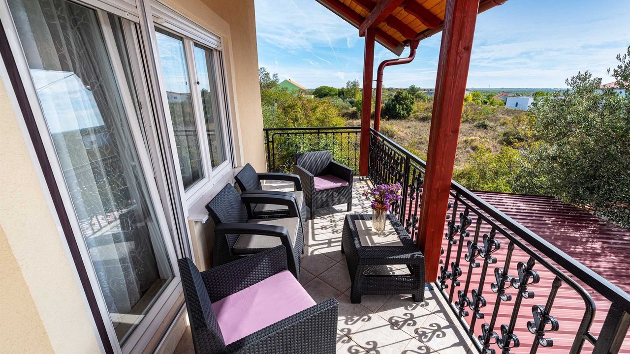 Photo of Patio Balcony in Suhovare
