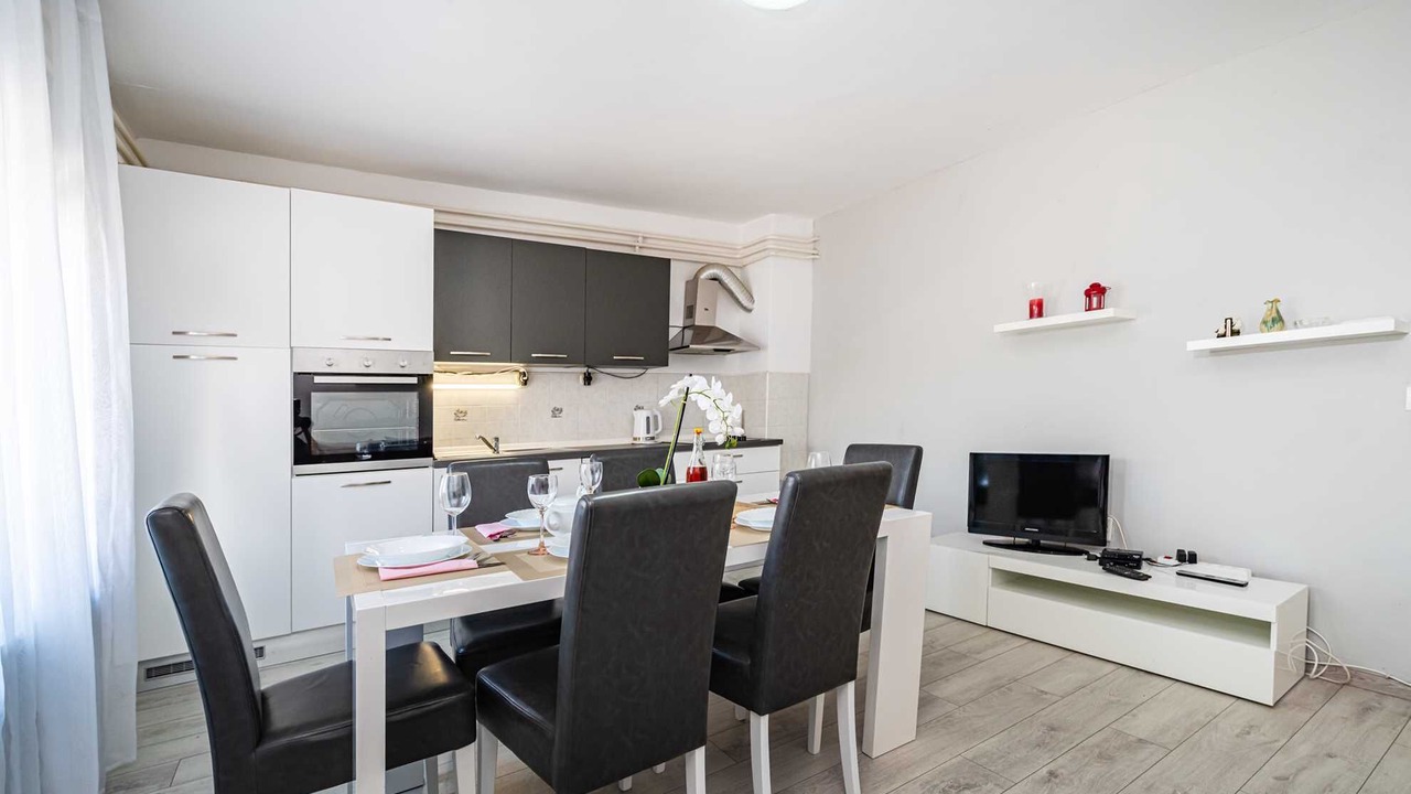Photo of Kitchen in Suhovare