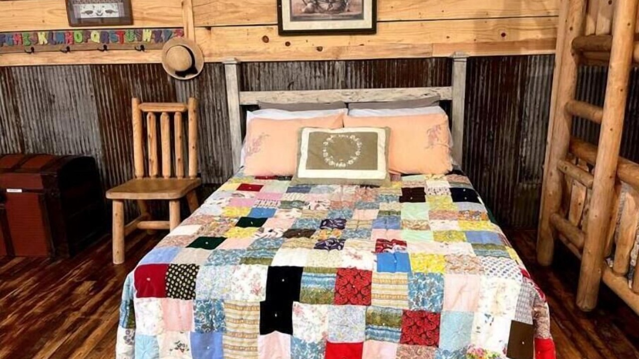 Photo of Bedroom in Marshall