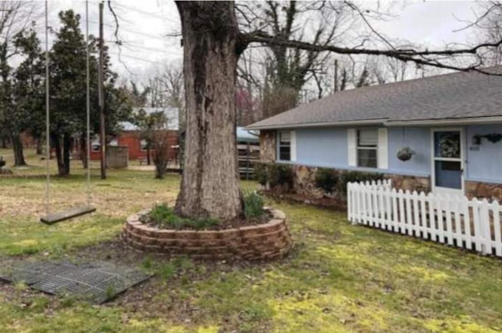 Photo of Outdoor in Marshall