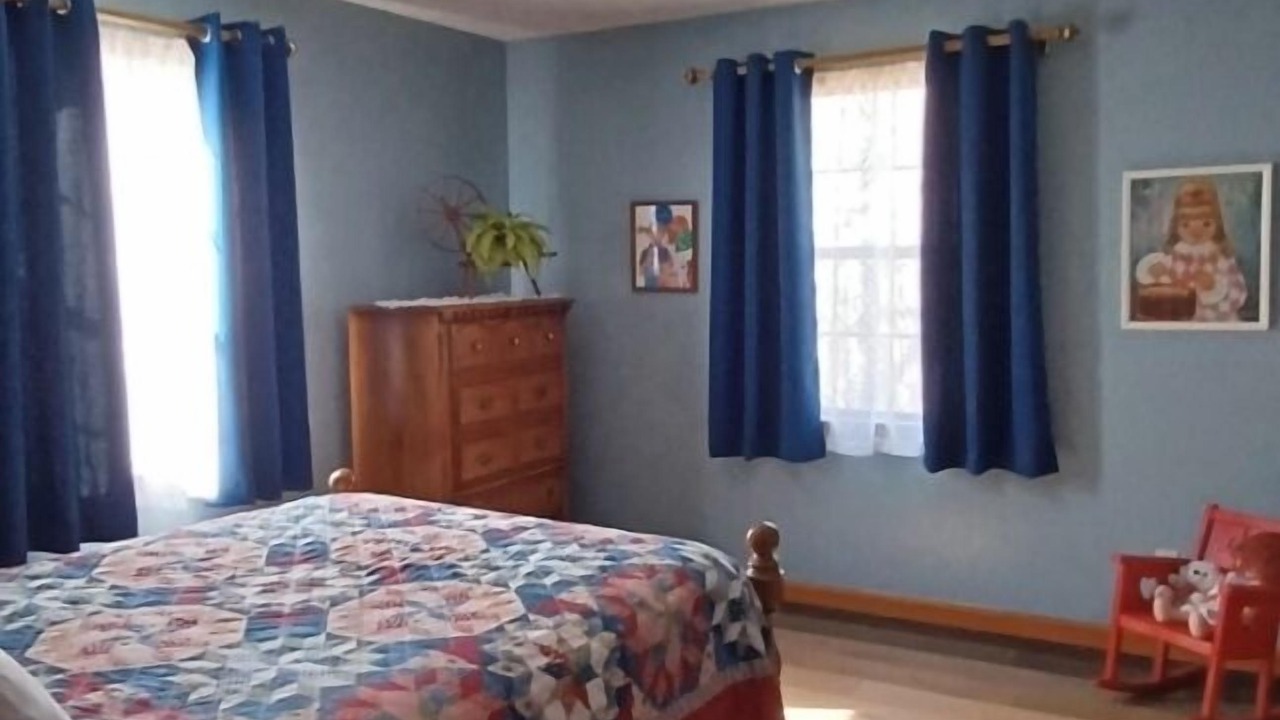 Photo of Bedroom in Marshall