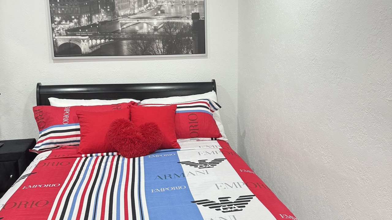 Photo of Bedroom in Lauderdale Lakes