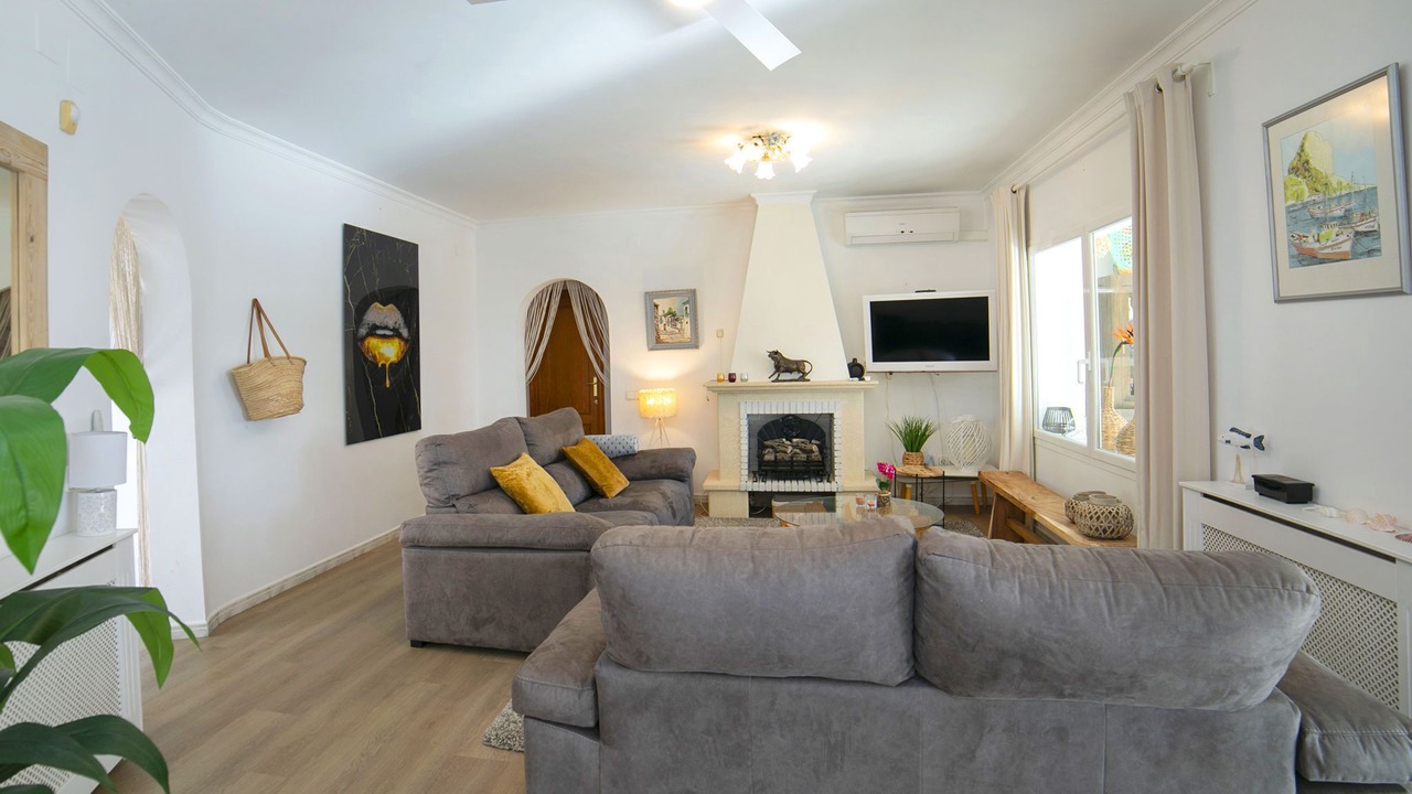 Photo of Livingroom in Urbanitzacio la Fustera