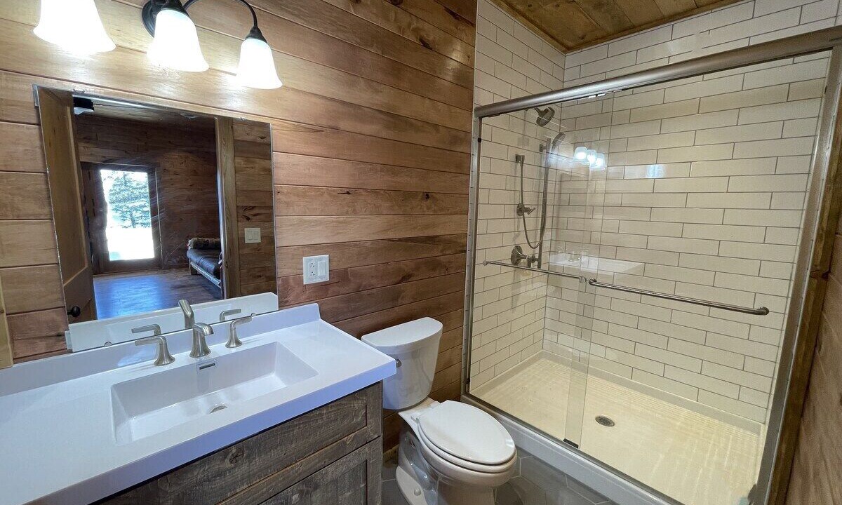 Photo of Bathroom in Butternut