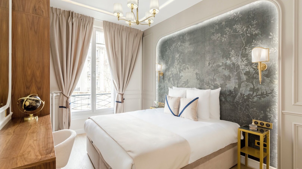 Photo of Bedroom in Chaillot