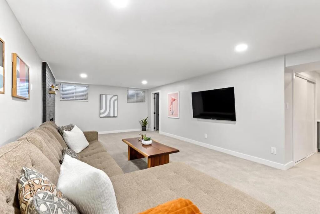 Photo of Livingroom in Parker