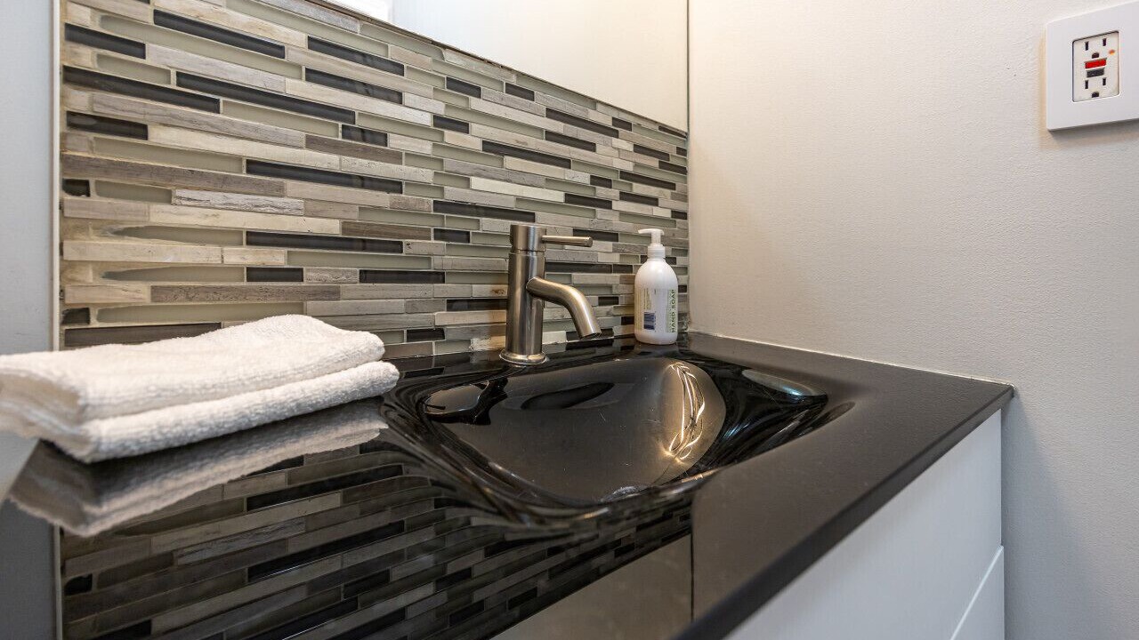 Photo of Bathroom in Niagara Falls