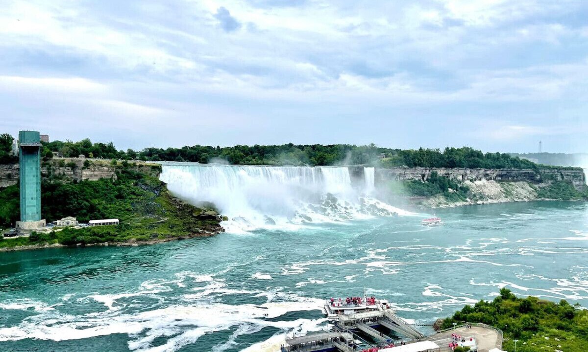 Photo of Others in Niagara Falls