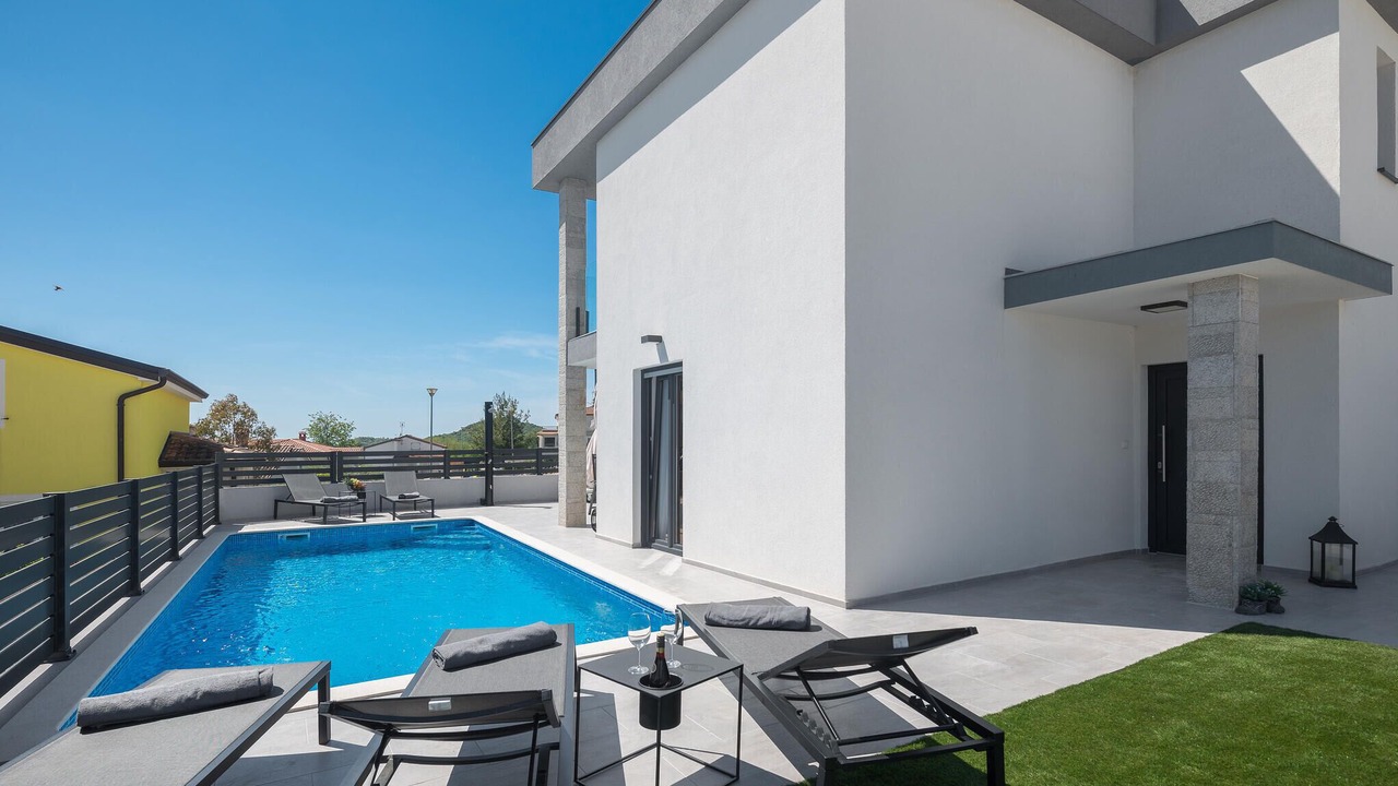 Photo of Outdoor in Musalez