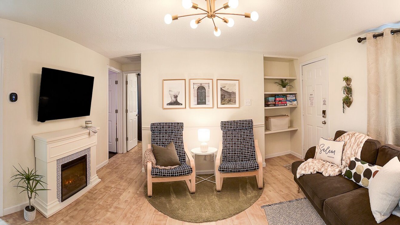 Photo of Bedroom in Salem