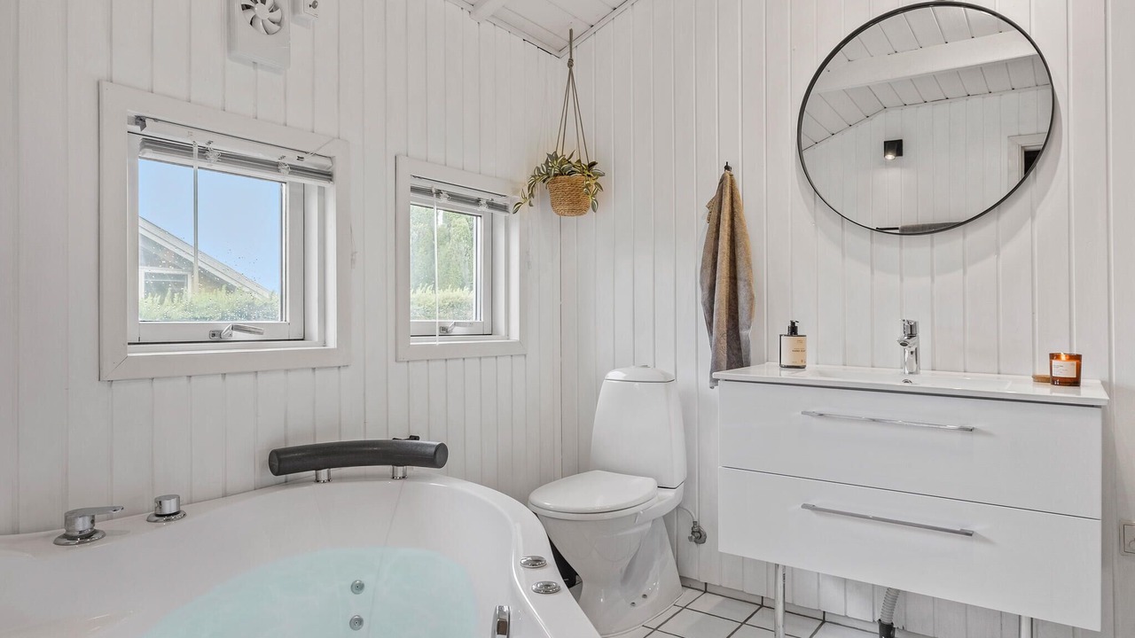 Photo of Bathroom in Broager