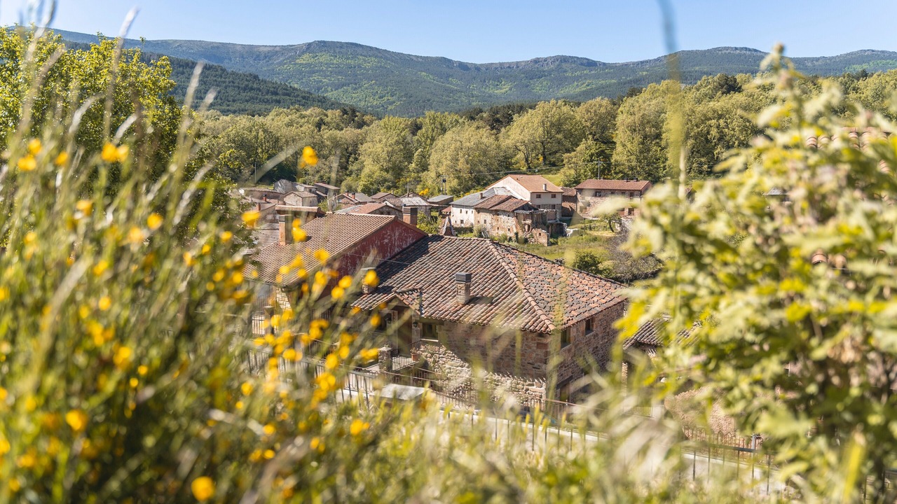 Photo of Others in Valle de Valdelaguna