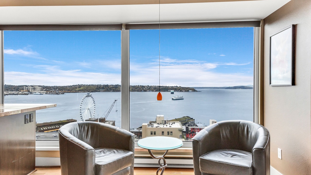 Photo of Others in Downtown Seattle