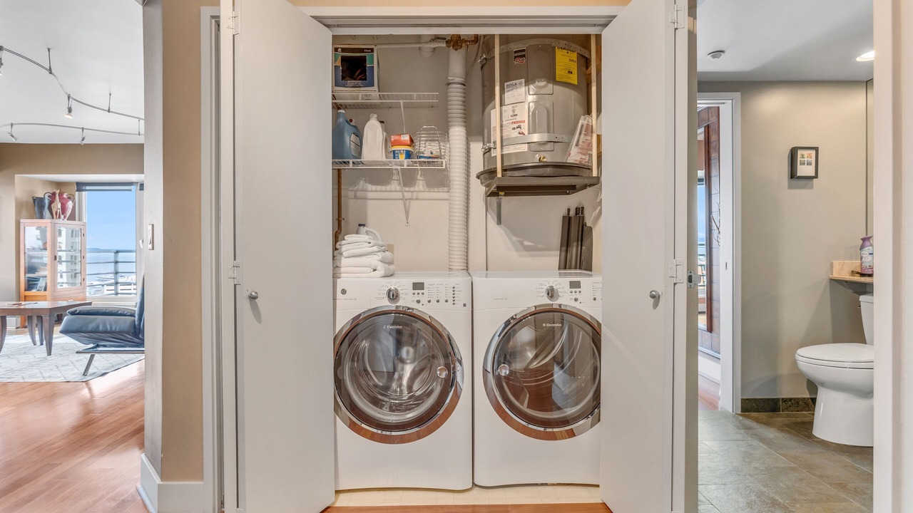 Photo of Others in Downtown Seattle