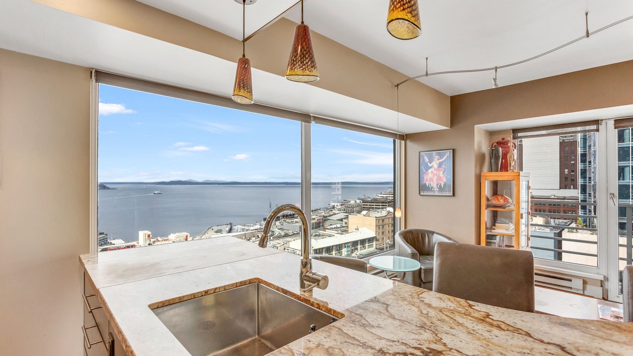 Photo of Others in Downtown Seattle